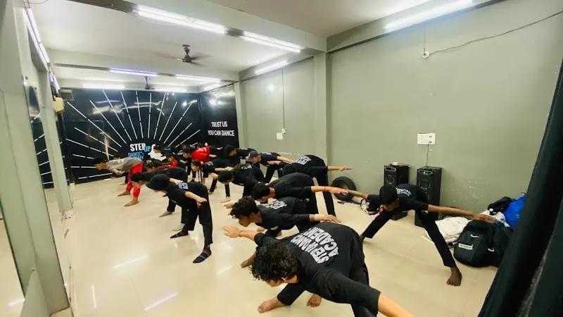 STEP UP DANCE ACADEMY