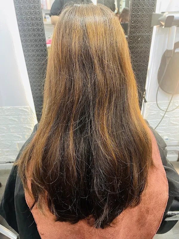 Di Hair Studio