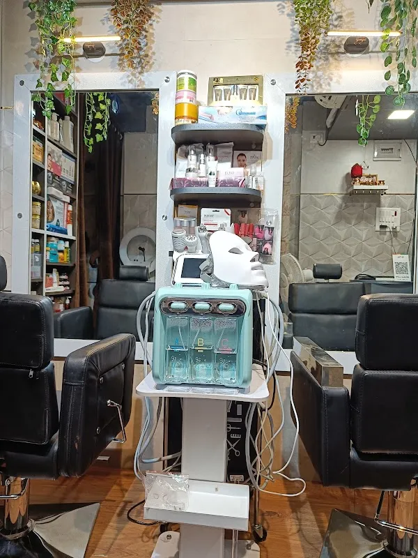 Geet's salon