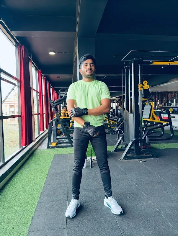 Iron Lifters Fitness Center 1.0