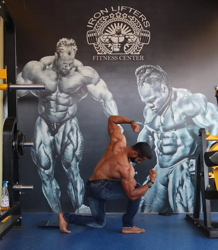 Iron Lifters Fitness Center 1.0