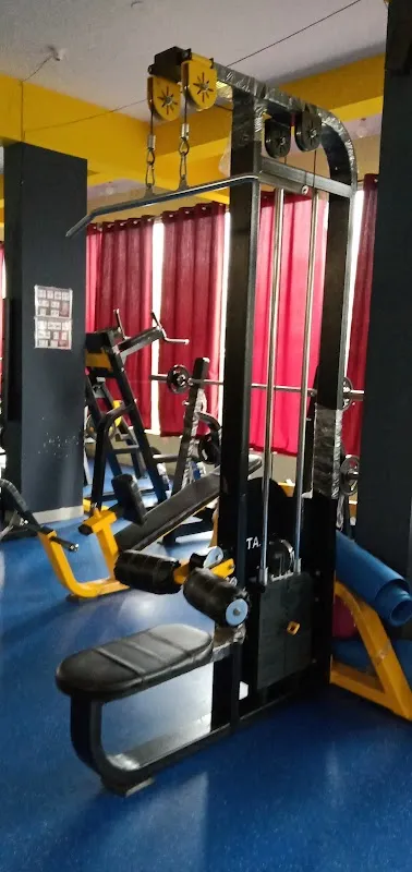 Iron Lifters Fitness Center 1.0