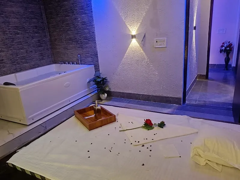 Matteo Health Massage Spa Ashok Vihar - Luxury Spa In Ashok Vihar Model Town Delhi