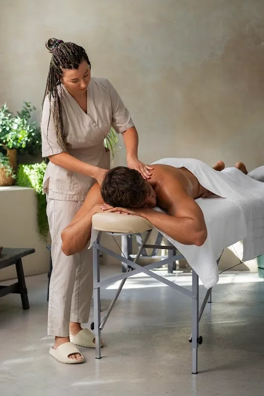Dyna Family Spa in Solapur| Best spa in solapur| Massage in solapur|