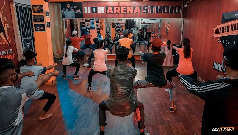 Lloll Arena Dance Studio