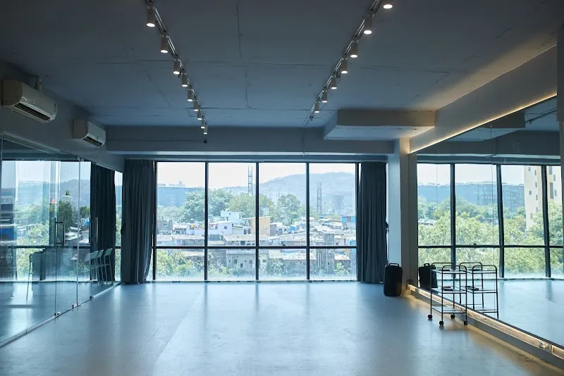 Astral studio