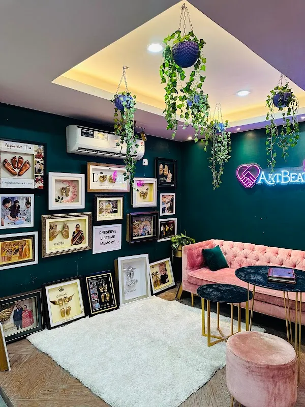 Somya Jindal's Artistry ARTBEAT - Makeup and Casting Studio (3D HAND AND FEET IMPRESSIONS/CASTING)