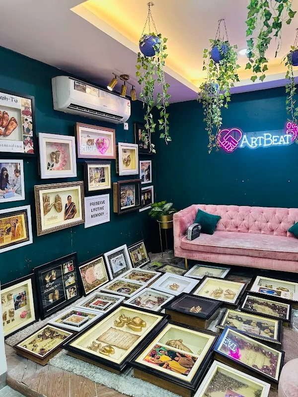 Somya Jindal's Artistry ARTBEAT - Makeup and Casting Studio (3D HAND AND FEET IMPRESSIONS/CASTING)