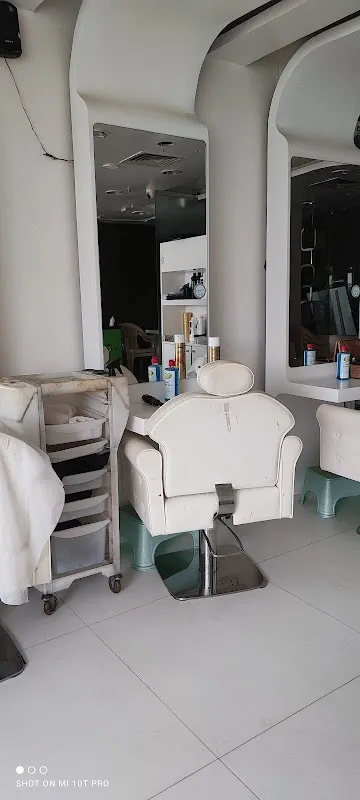 Indulge The Salon, Pal Heights, Bhubaneswar