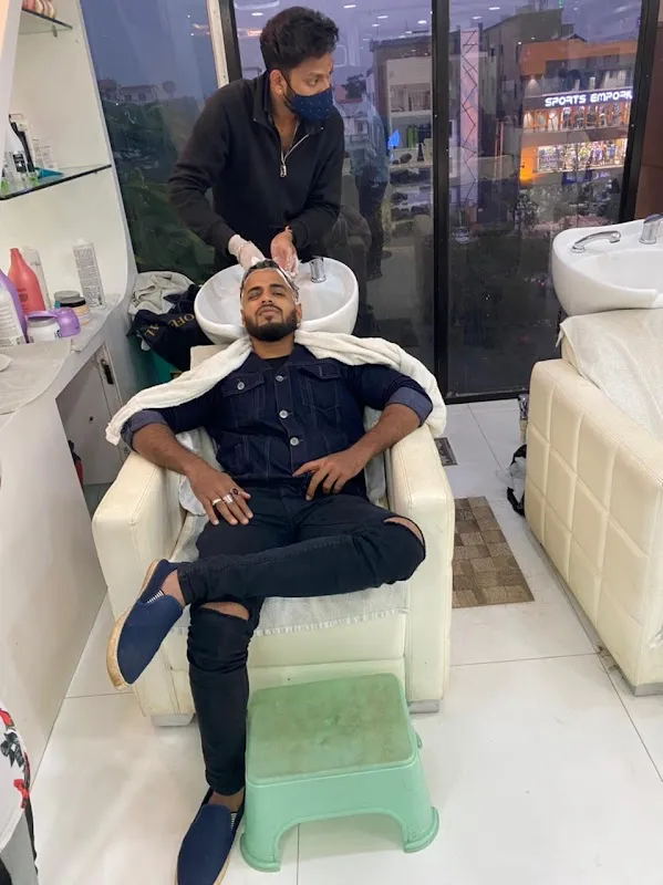 Indulge The Salon, Pal Heights, Bhubaneswar