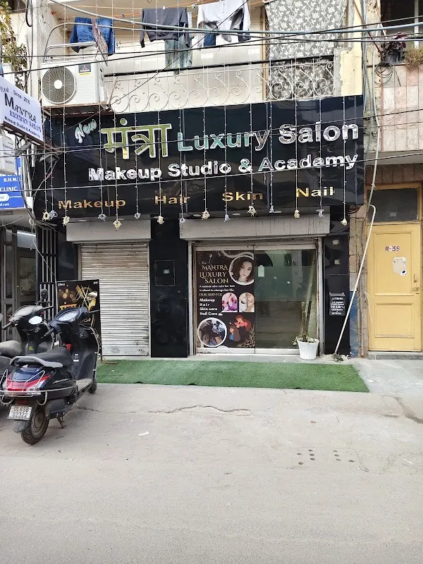 New Mantra Luxury Salon - Inderpuri