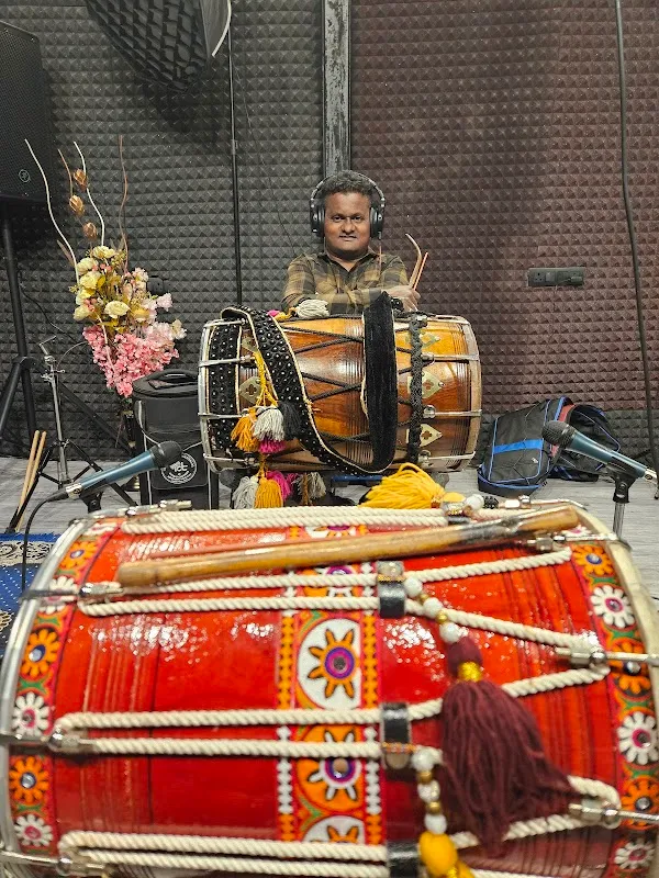 Janny Dholi Studio