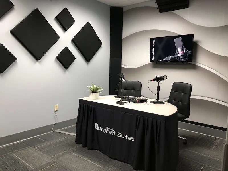 Studio Podcast Suites