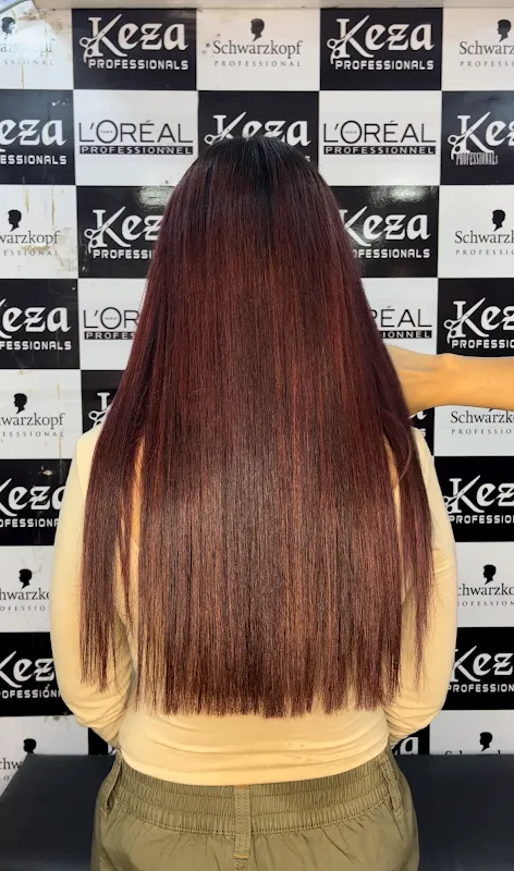Keza A Unisex Salon
