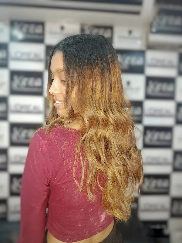 Keza A Unisex Salon
