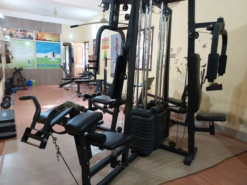 FIT QUEEN GYM (Only for women)