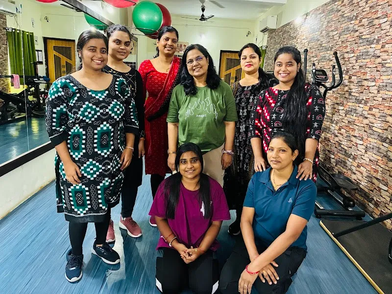 FIT QUEEN GYM (Only for women)