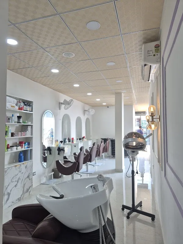 Nirvana glam studio