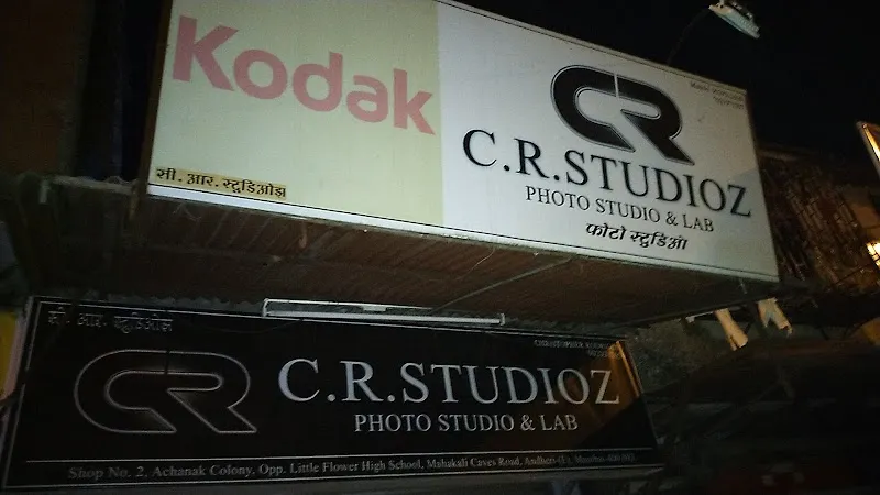 C.R.Studioz