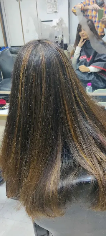 Capital Beauty Parlor