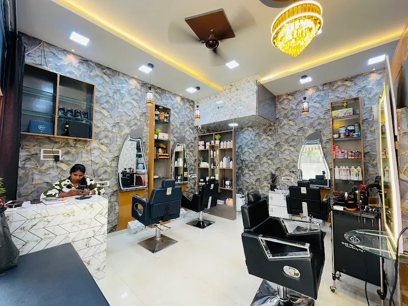Glow Up Hair & Beauty | Beauty Salon In Thane | Makeup Artist in Thane | Nail Salon In Thane | Hairdresser in Thane