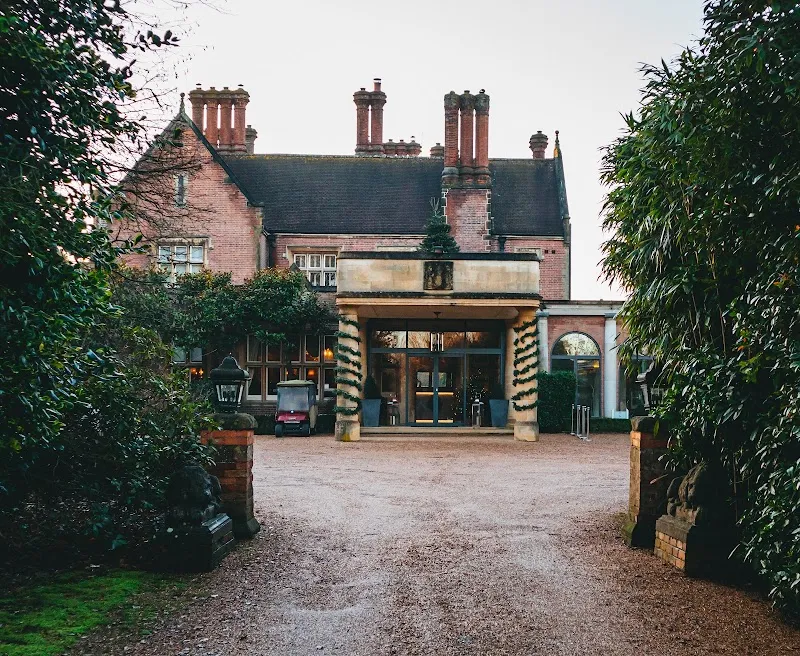 Alexander House & Utopia Spa