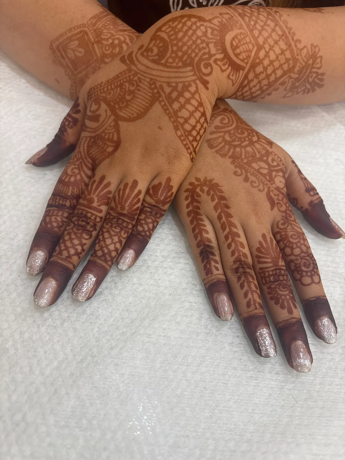 Locks & Lustre Salon And Academy - Malad(W)
