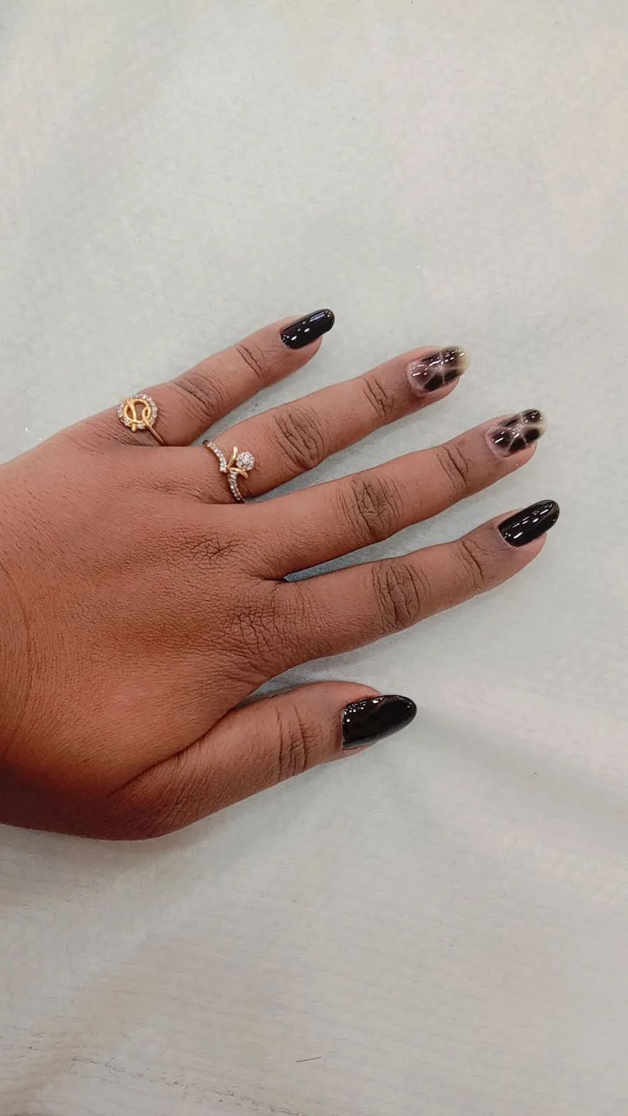 Locks & Lustre Salon And Academy - Malad(W)