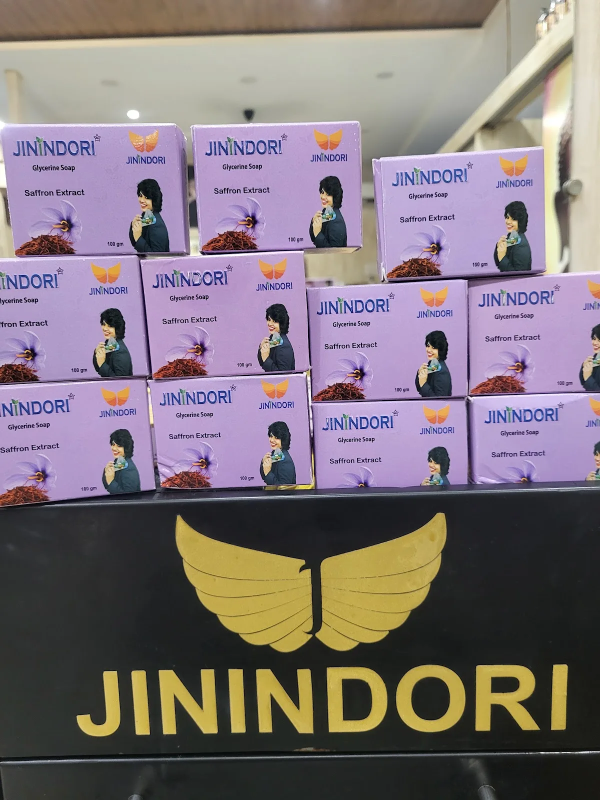 JINI the Artistic Unisex salon Indore (jinindori organic)