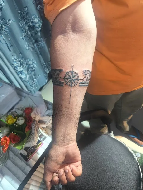 TATTOO SHOP