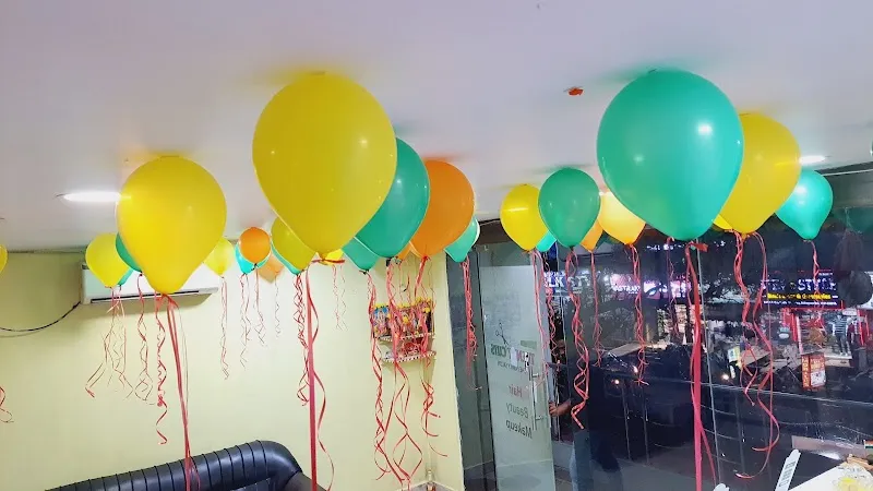 Annapurna Trendy Cuts the family salon