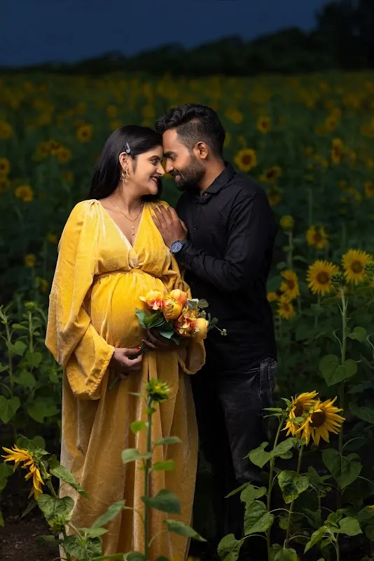 Abhi-Priya Photos | Best New born , Kids, maternity Photostudio in Ahmednagar / Ahilyanagar