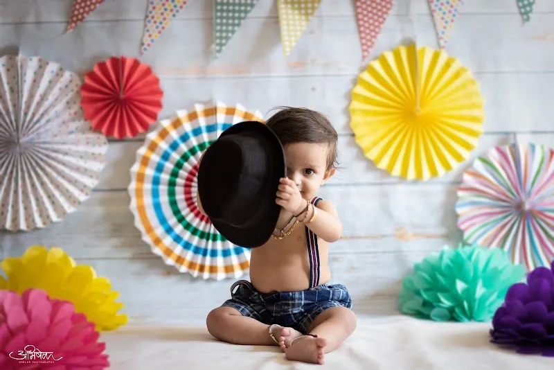 Abhi-Priya Photos | Best New born , Kids, maternity Photostudio in Ahmednagar / Ahilyanagar