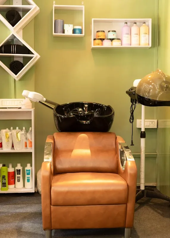 Serene unisex salon