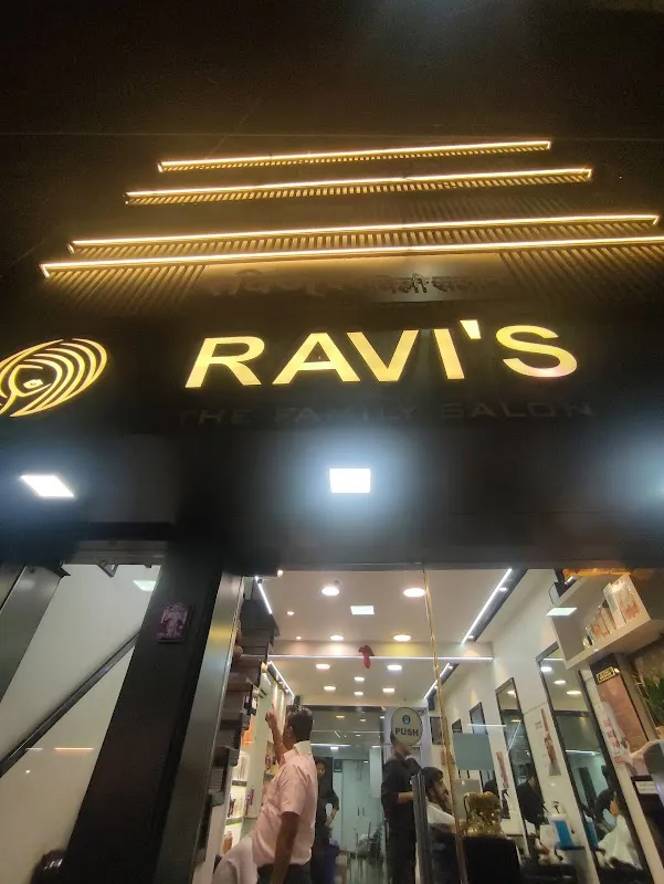 Ravi's the family salon