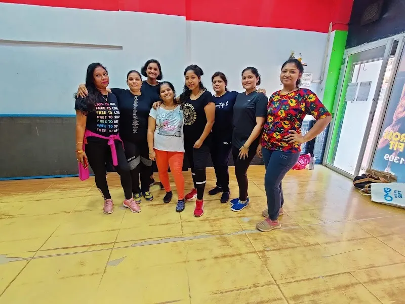Vibe House - Dance & Fitness