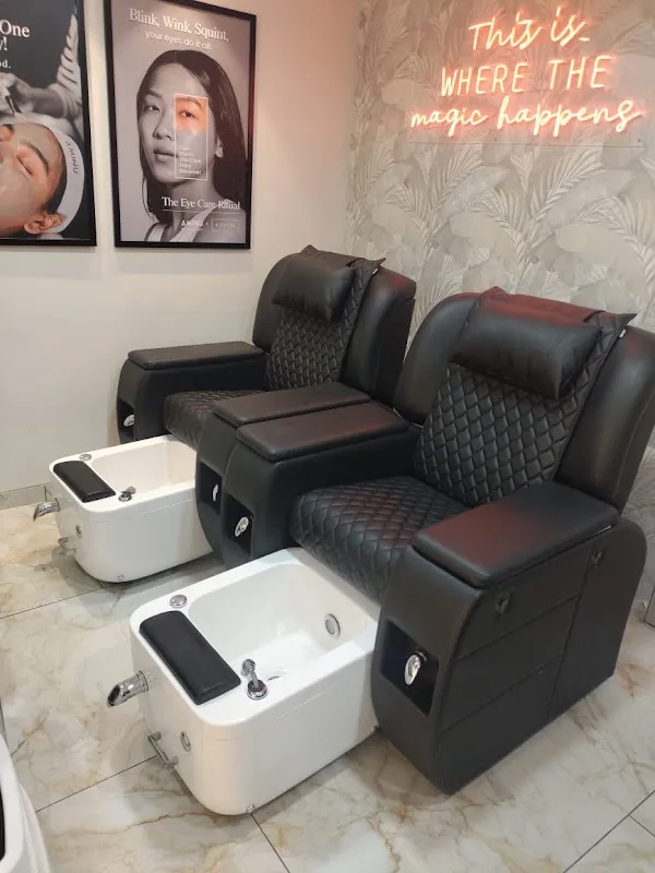 Canvas Salon & Spa