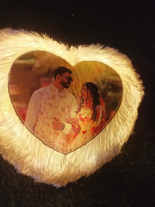 Roopam 3D Photo Studios