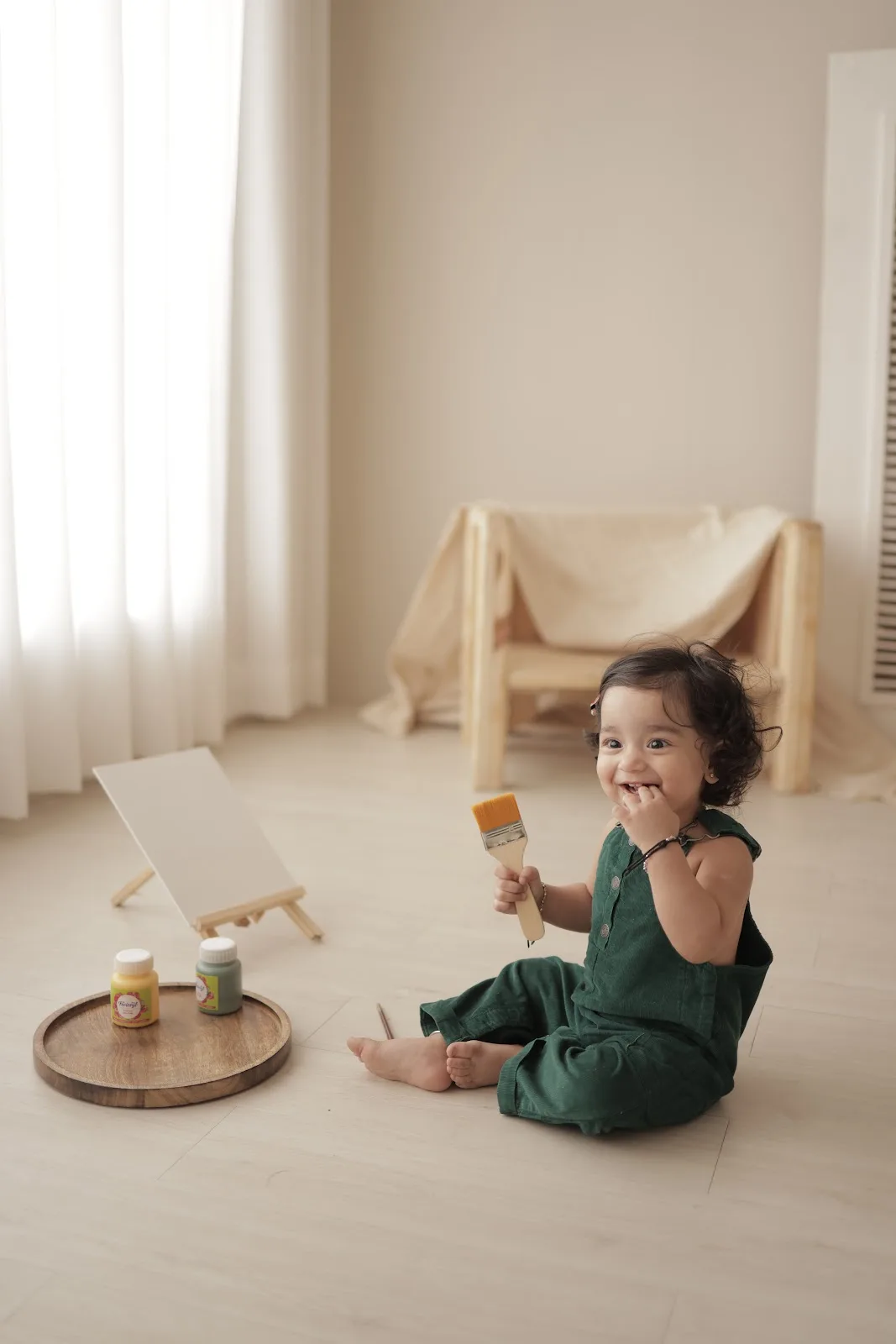 𝗕𝗼𝗵𝗼 𝗦𝘁𝘂𝗱𝗶𝗼 - Best Maternity & Newborn Photographer | Product & E-commerce Photography in Surat
