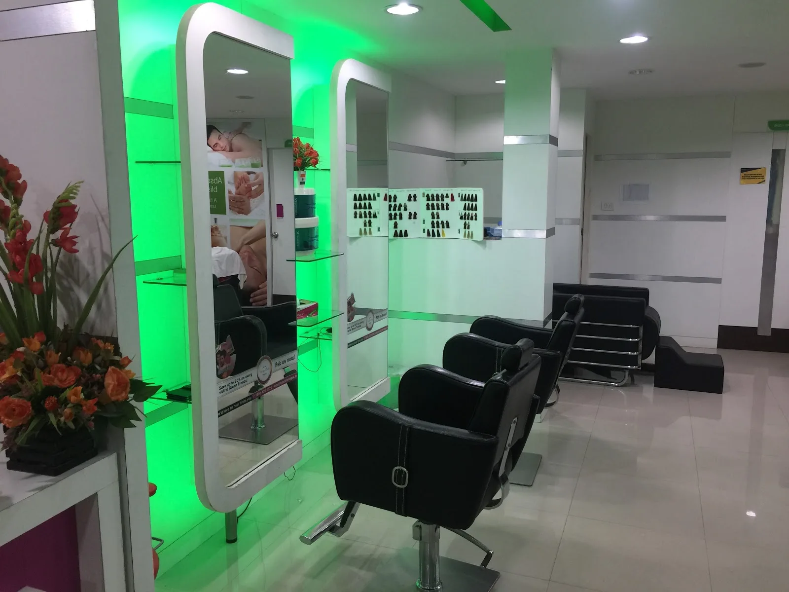 Green Trends Unisex Hair And Style Salon Nanganallur