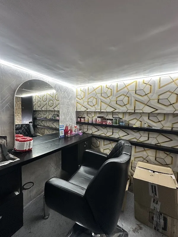 ATTRACTION UNISEX SALON