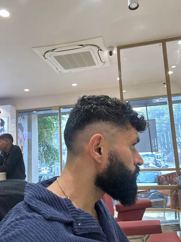 CUT&STYLE Salon - Naraina, New Delhi