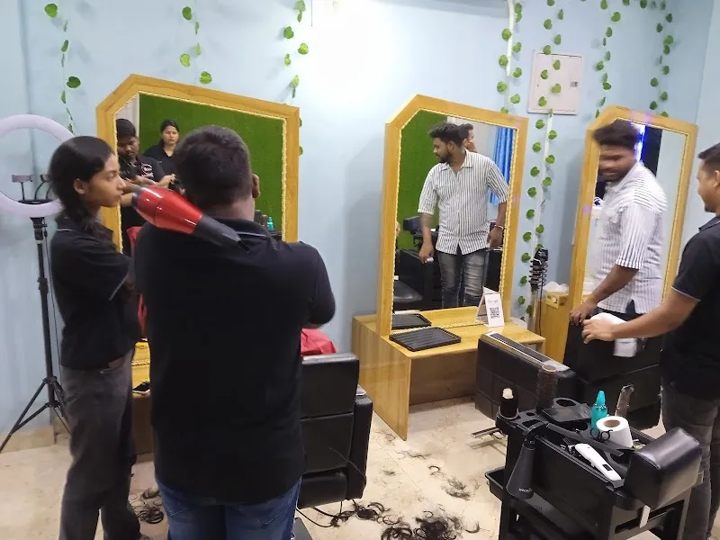 Oceanic Unisex Salon