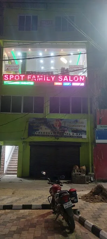 Spot Salon