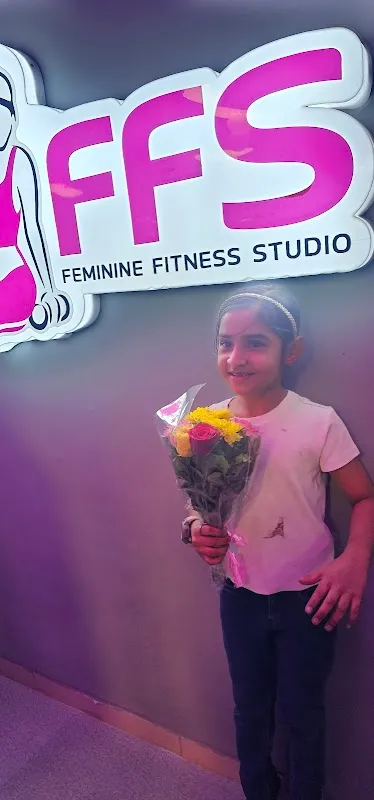 Feminine fitness studio