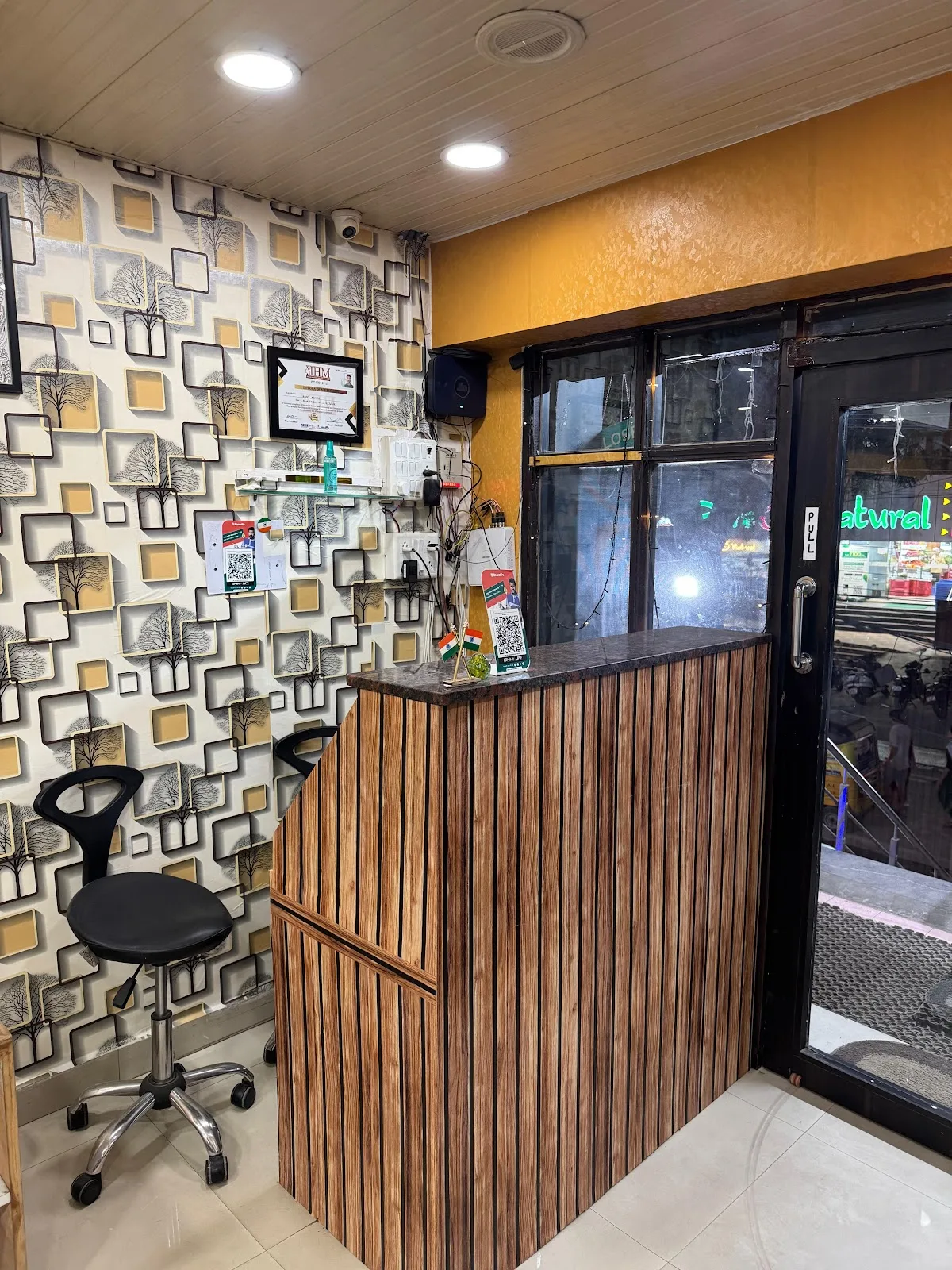 GENIUS Hair And Beauty Family Salon