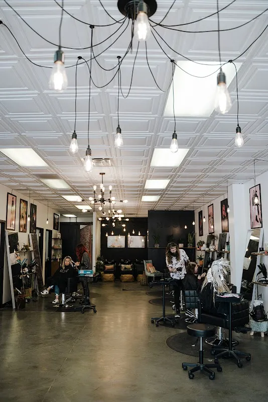 Mood Salon