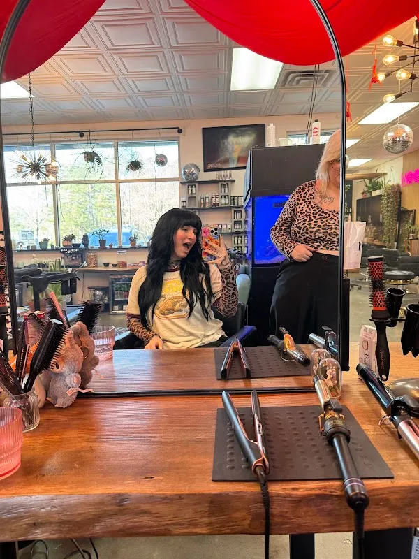 Mood Salon