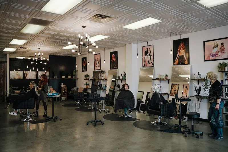 Mood Salon