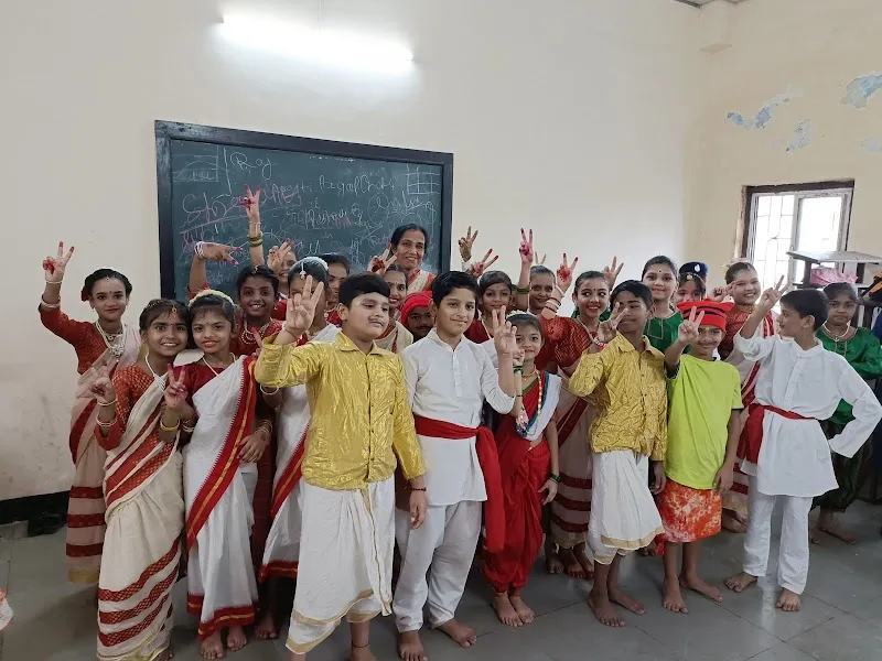RISING STAR DANCE ACADEMY